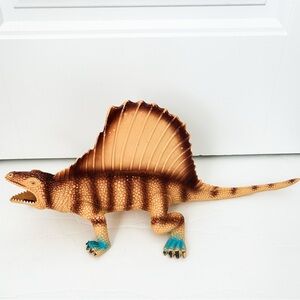 Vintage Large Plastic Dinosaur Toy Brown Yellow Spinosaupus 1997